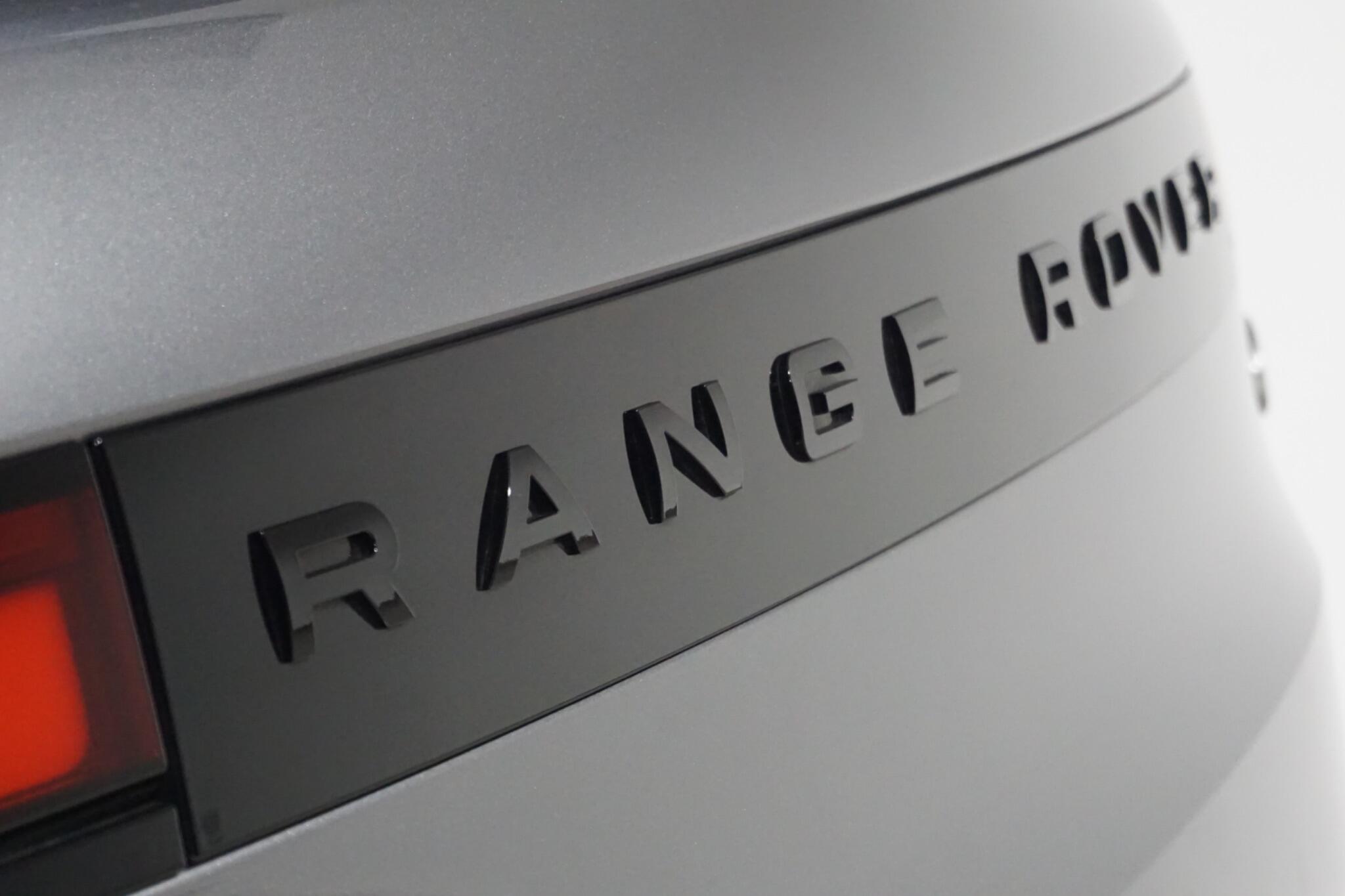 Land Rover Range Rover Sport 3.0 D300 MHEV Dynamic SE SUV 5dr Diesel Auto 4WD Euro 6 (s/s) (300 ps)